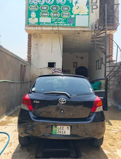 Toyota Vitz 2013