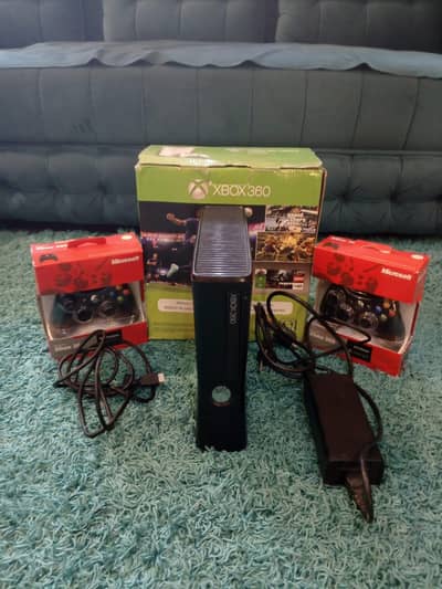 Xbox 360 Slim & 2 Original Controller 100 Games ps3/ps4/ps5/xbox one