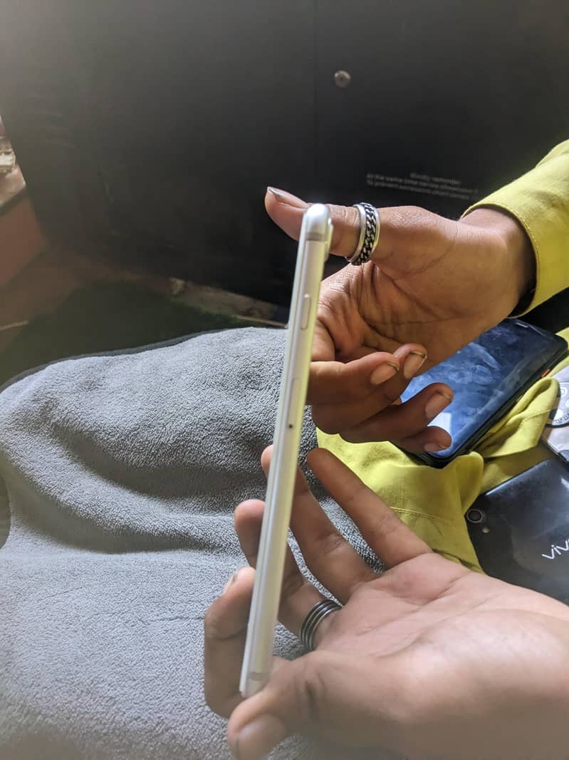 Apple iPhone 7 Plus 3