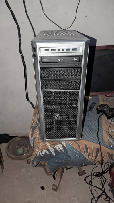 Cooler master case+2 Cooler master fans+DVD drive