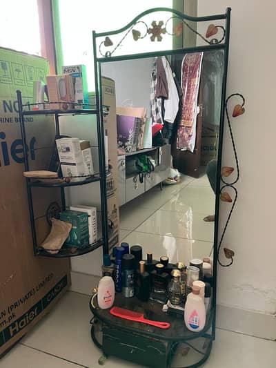Wall Mounted Dressing Table