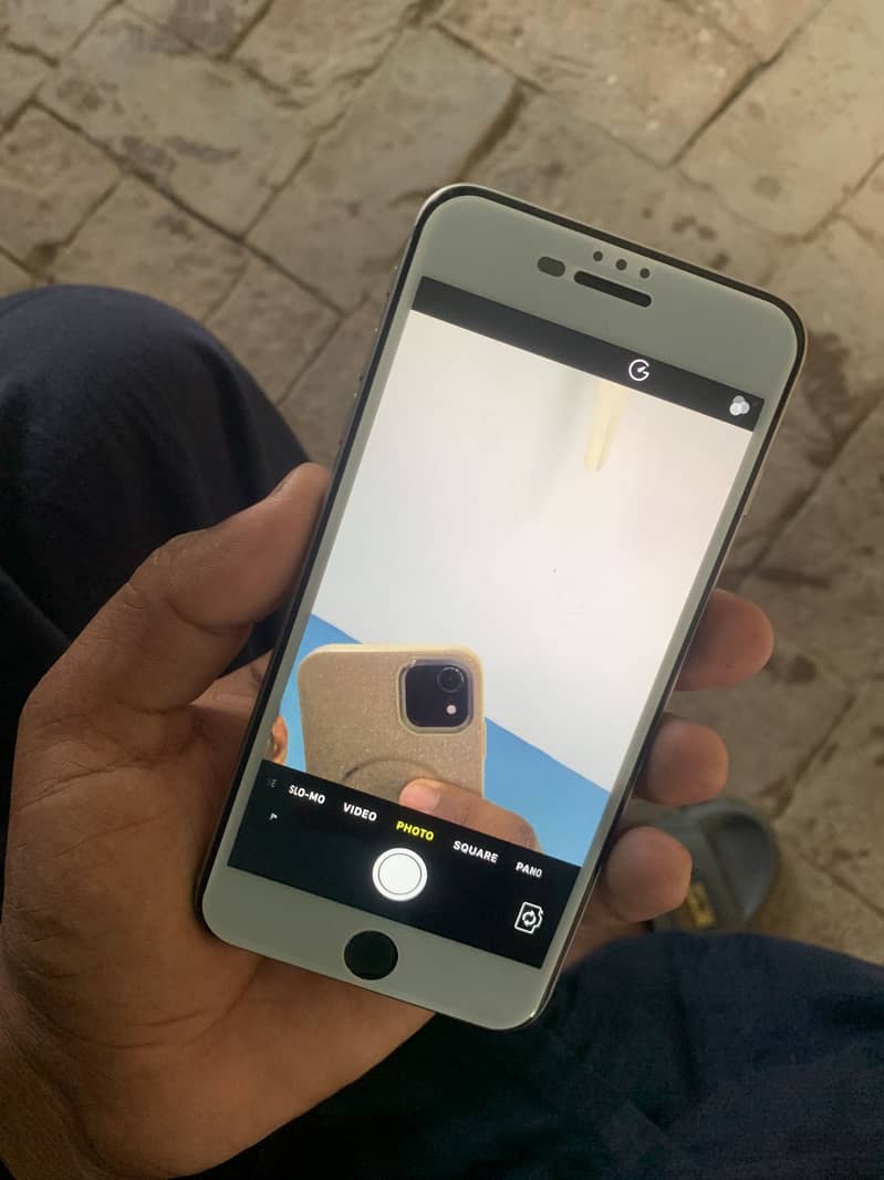 Apple iPhone 6 Plus 1