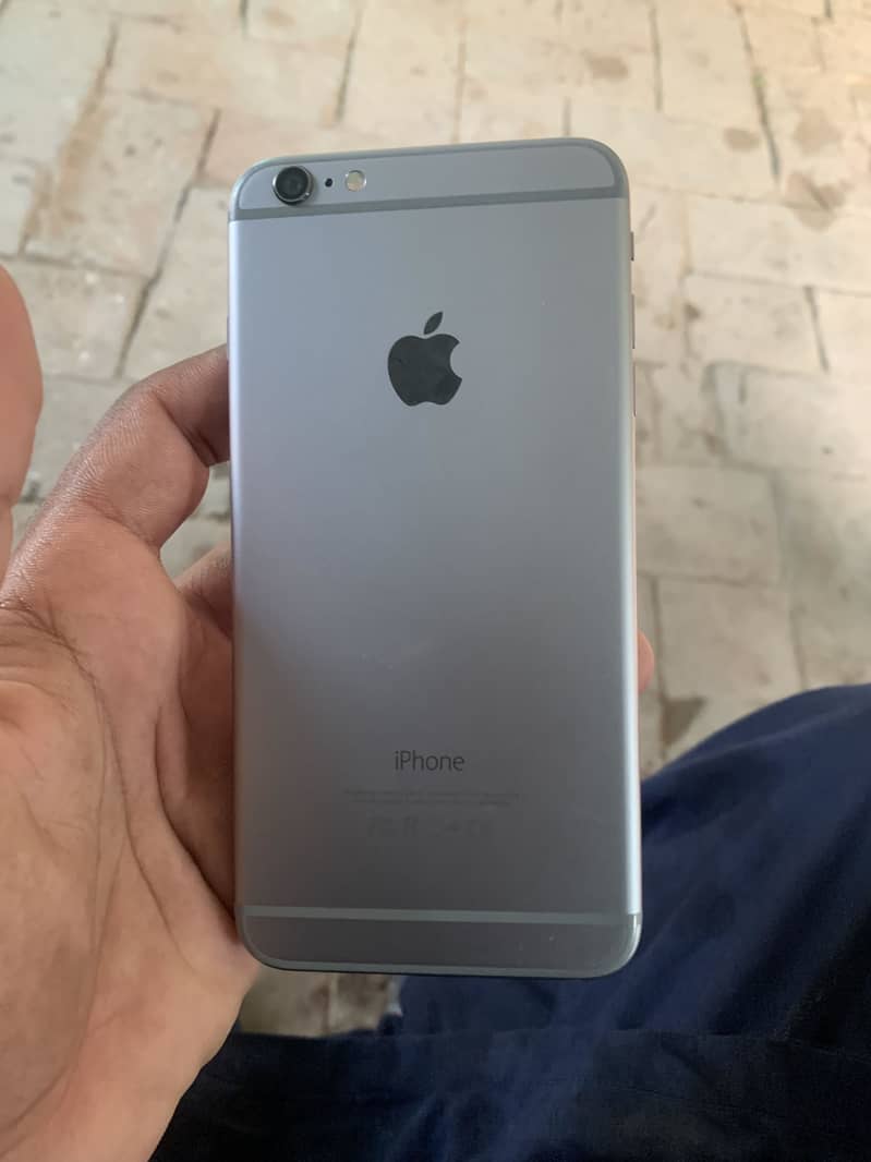Apple iPhone 6 Plus 2