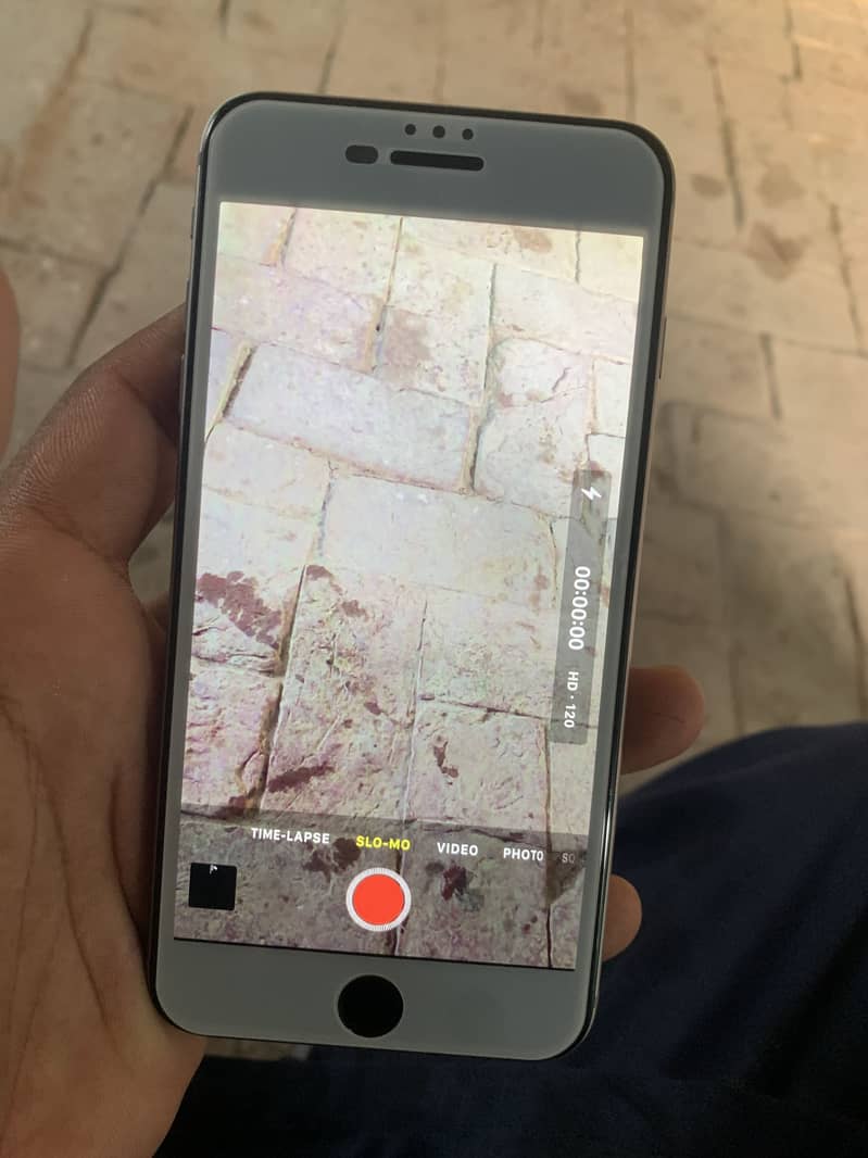 Apple iPhone 6 Plus 7