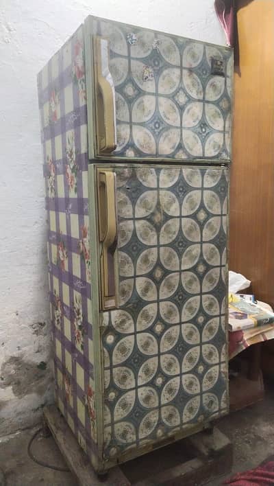 Dawlance fridge for sale