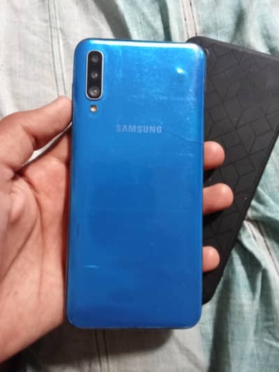 Samsung Mobile A50