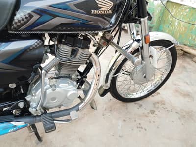 Honda 125 24/25