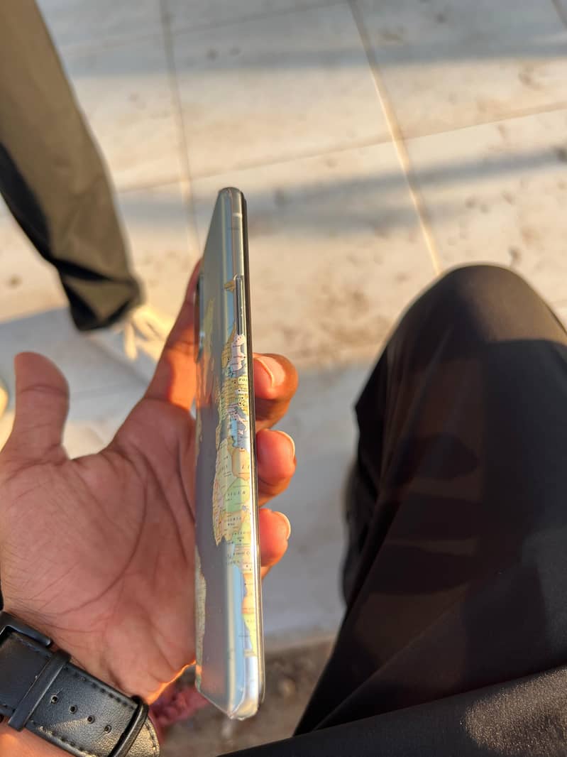 One Plus 8T 5