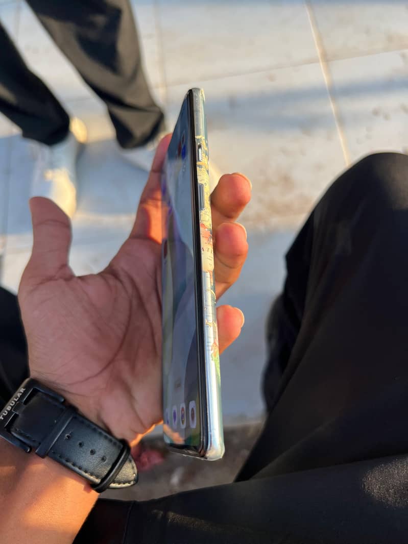 One Plus 8T 6