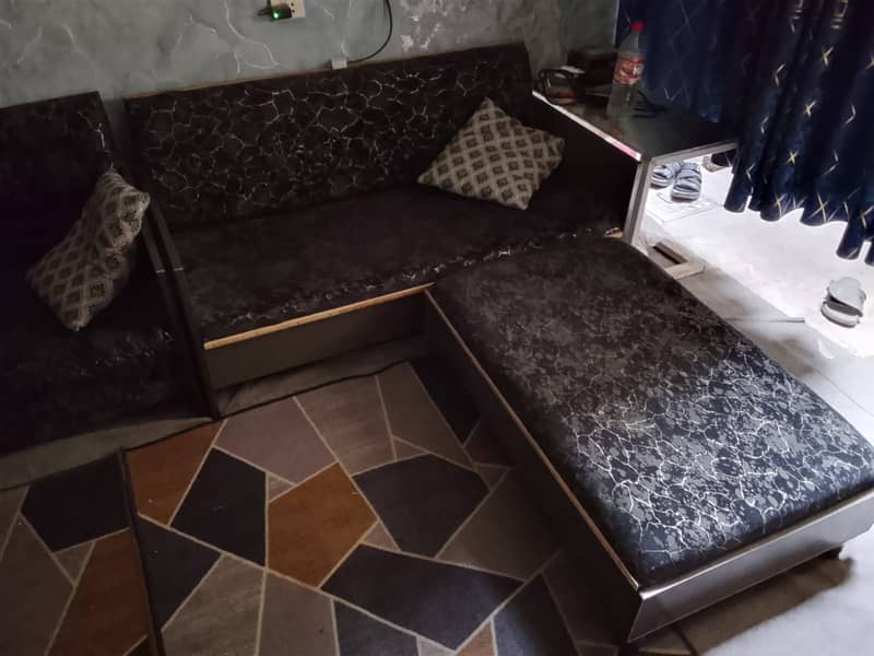 L Shape Sofas 1