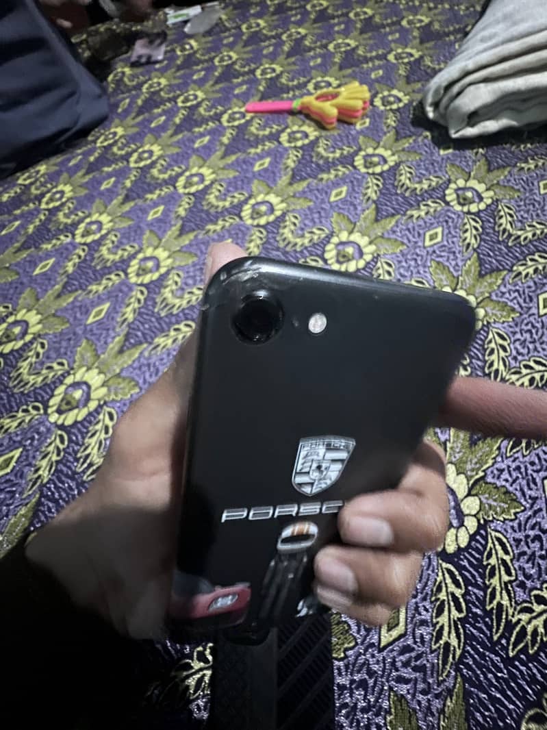 Apple iPhone 0