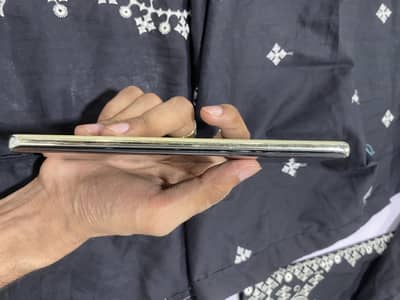 Vivo V40e