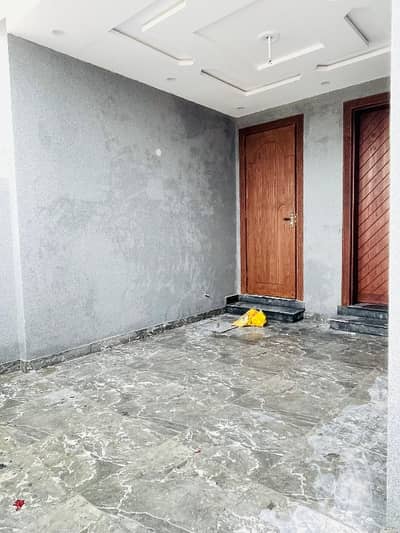 5 Marla 1.5 Story Used House Available For Sale In Bahria Nashaman Lahore With Hot Location Near By Park Hospital