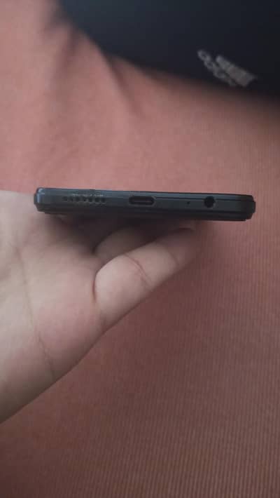 Infinix Hot 12