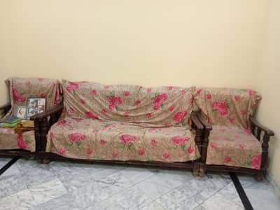 sofa set with one table for sale
