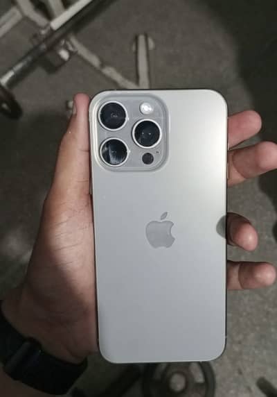 Apple iPhone 15 Pro Max
