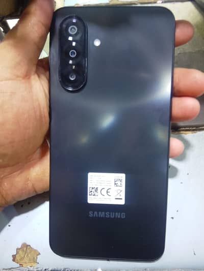 Samsung A17 8/256
