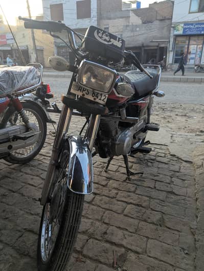 Honda 125 9/10