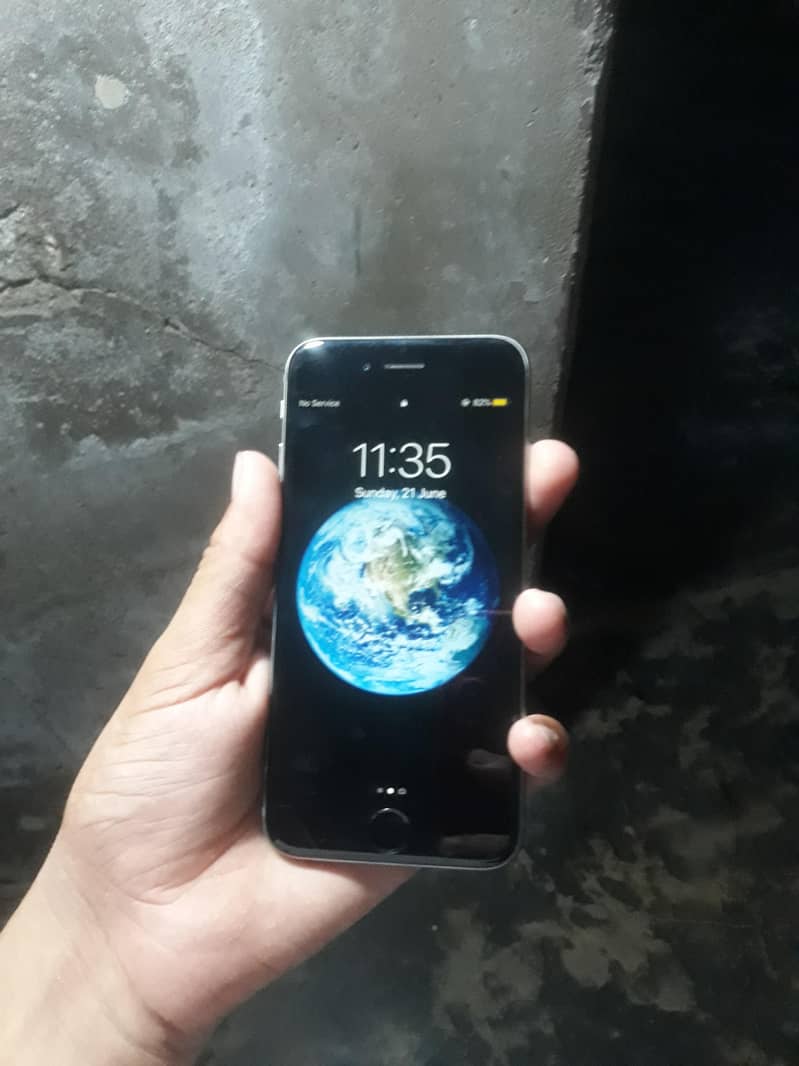 Apple iPhone 6 1