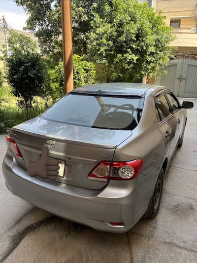 Toyota Corolla GLI 2011
