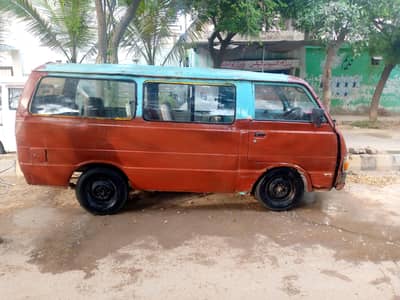 Toyota hiace