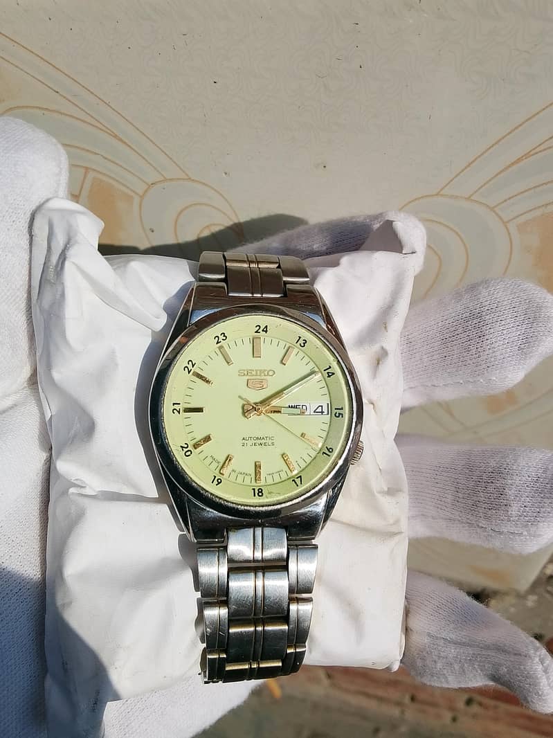seiko automatic 9
