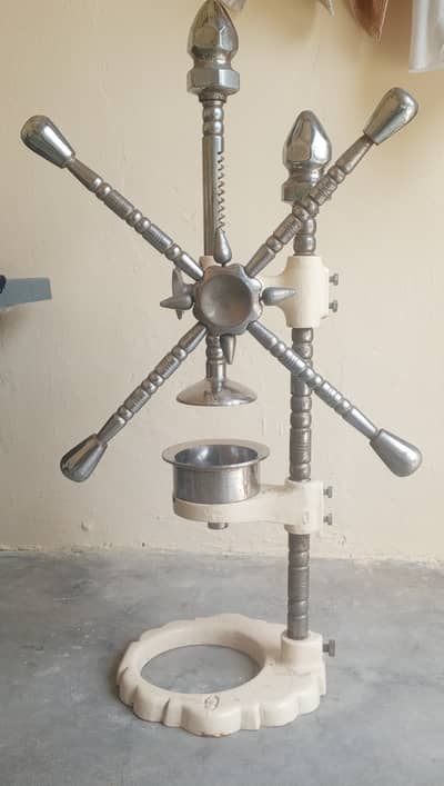 Manual juice machine