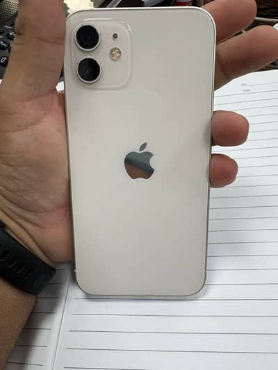Apple iPhone 12