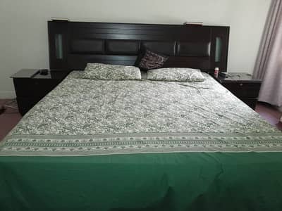 King size Bed set with 2 side tables