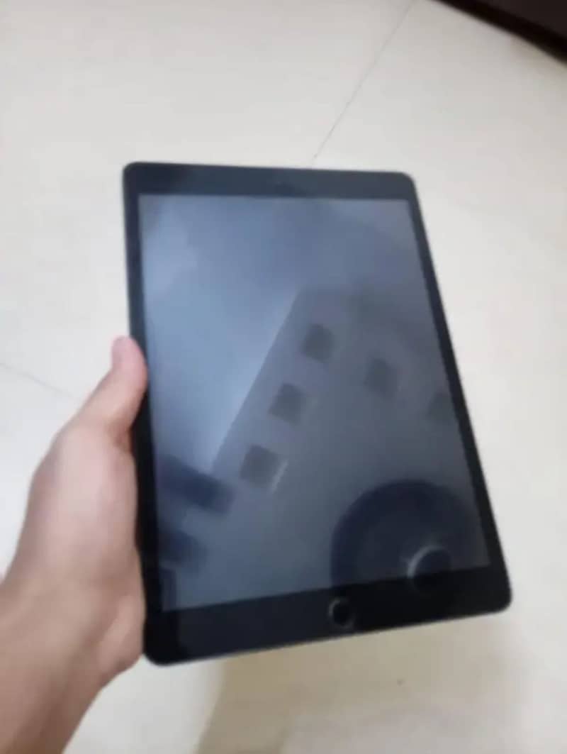 iPad 9th Generation 4