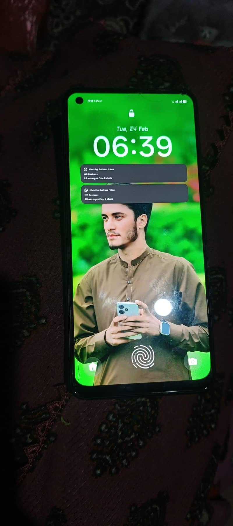 OPPO A78 0