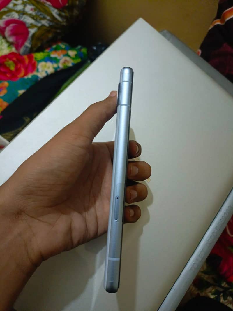 Google Pixel 7a 1