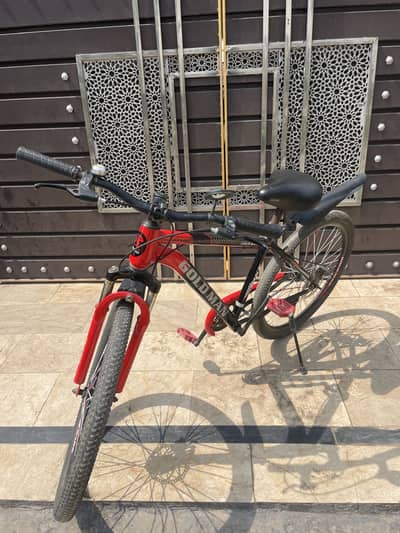 Bicycle gold man