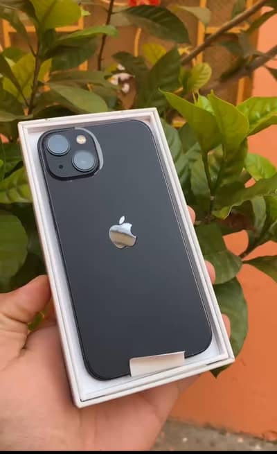 IPHONE 13 WITH BOX 96% BATTERY HEALTH