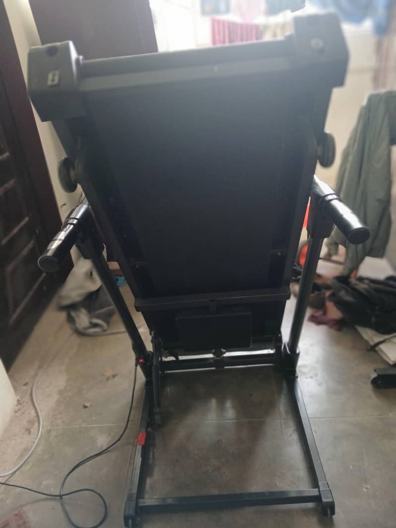 Head Treadmill 5