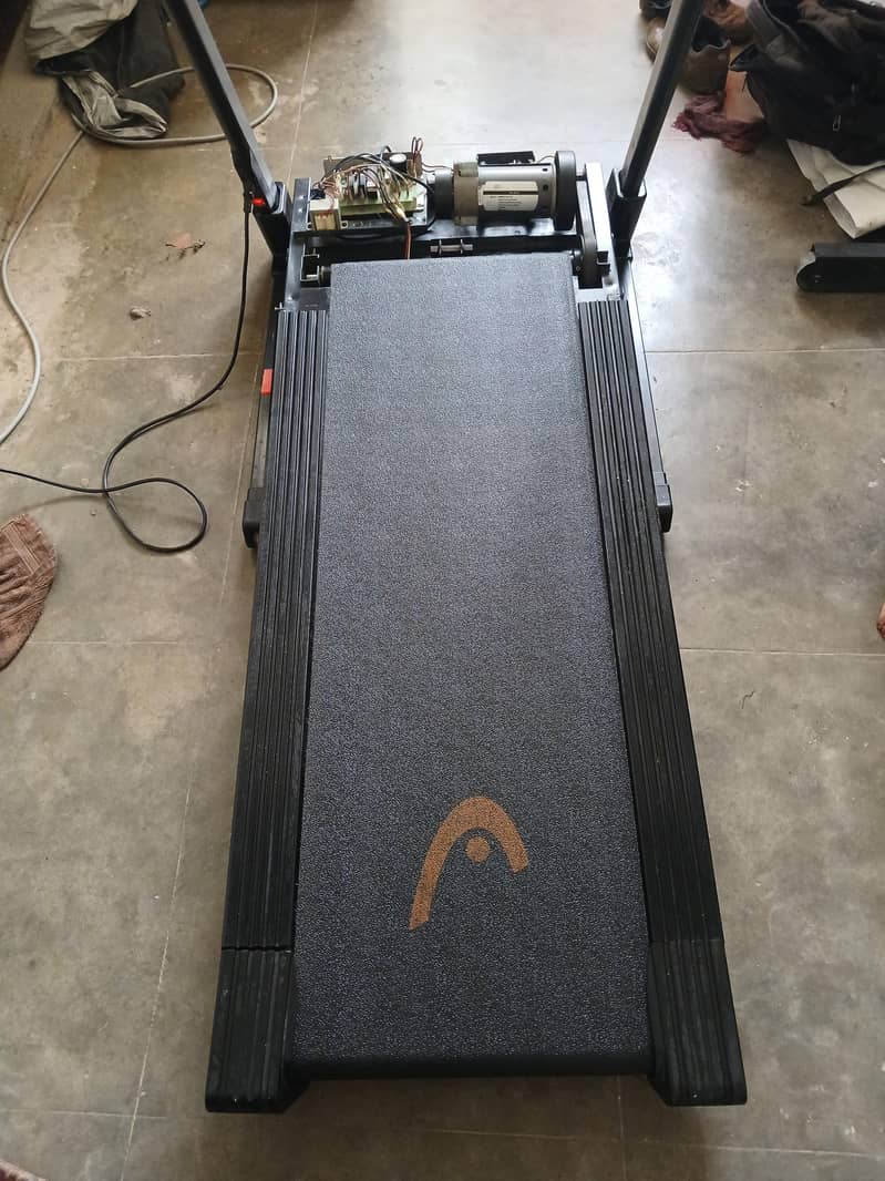 Head Treadmill 6