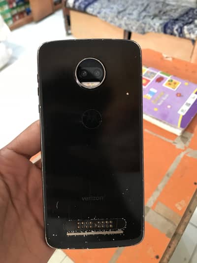 Motorola Moto Z2 Force