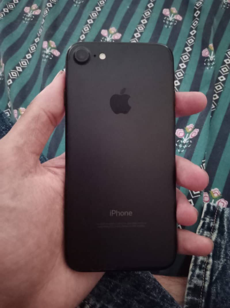 Apple iPhone 7 5