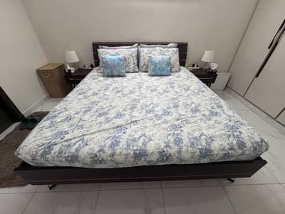 Interwood King Size Bed Set