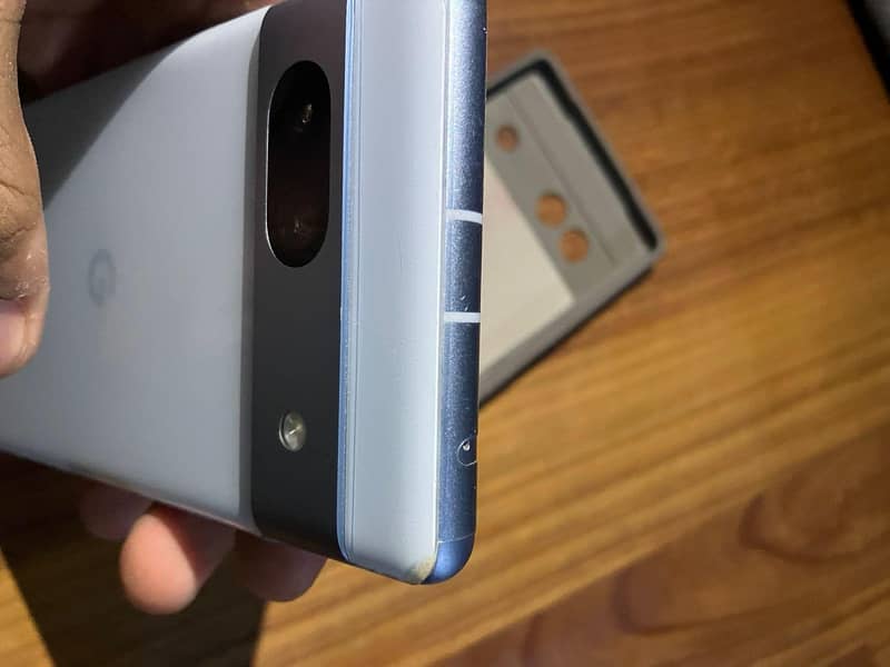 Google Pixel 7a 1