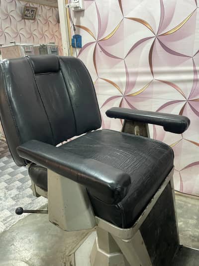 salon. chair