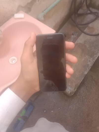 Apple iPhone 8