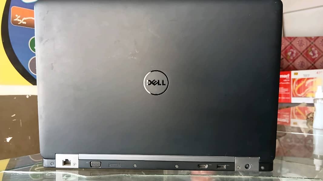 Dell  Latitude E5570 10
