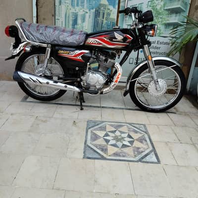 Honda CG 125 2024