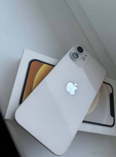 Apple iPhone 12