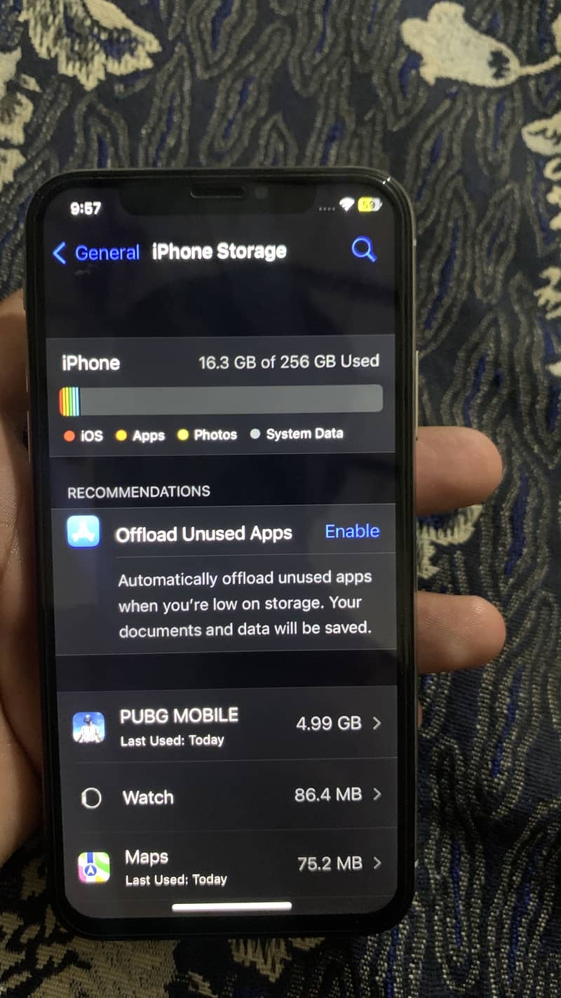 Apple iPhone X 3