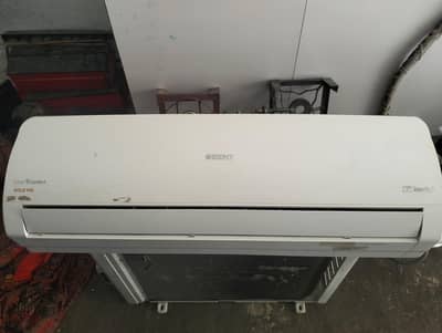orient Ultron 1.5 ton inverter | Excellent Condition