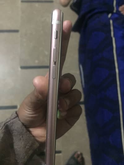 Apple iPhone 6S
