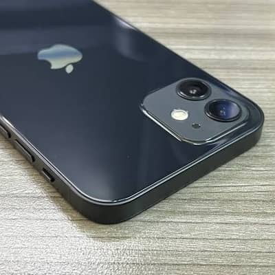 Apple iPhone 12