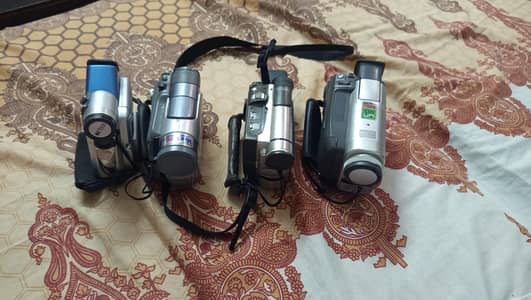 Panasonic, Samsung,JVc